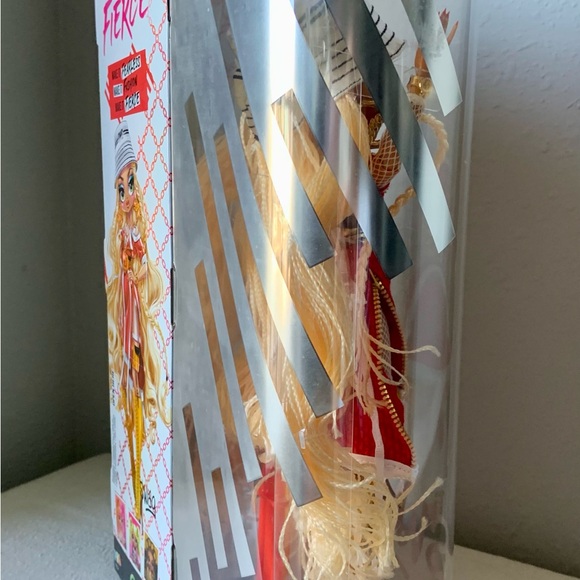 LOL Surprise! OMG Fierce Swag 11.5" Fashion Doll Accessories & Surprises * NIB * - Picture 12 of 15